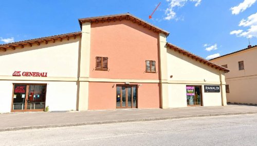 Inmueble comercial en Fabriano