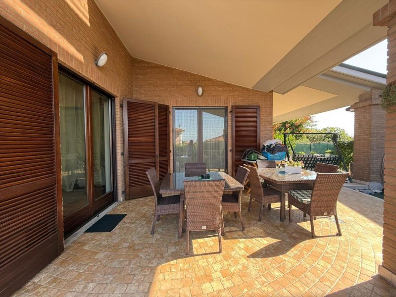 Semi-detached house in Mosciano Sant'Angelo