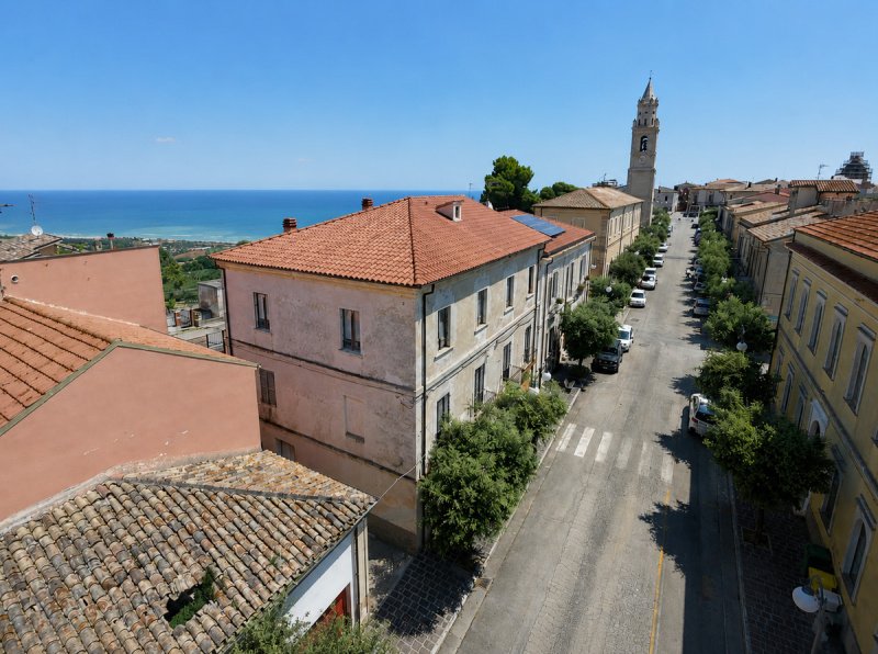 Maison jumelée à Roseto degli Abruzzi