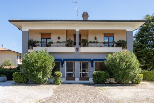 Villa à Nuvolento