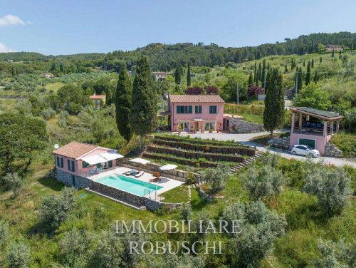 Villa in Riparbella