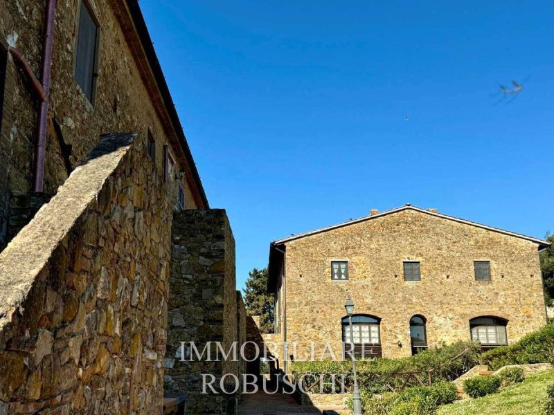 Apartamento en Campiglia Marittima