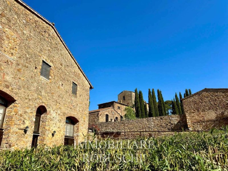 Apartamento en Campiglia Marittima