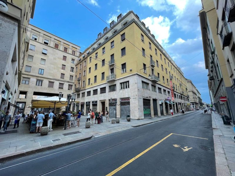Inmueble comercial en Turín
