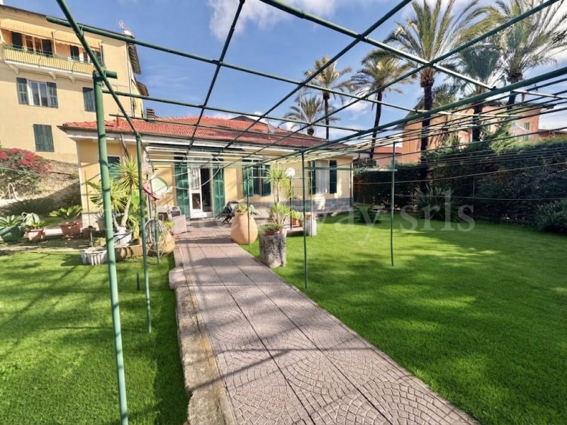 Casa independente em Bordighera