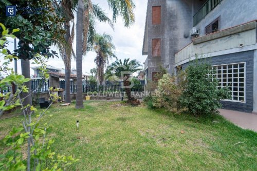 Semi-detached house in Aci Sant'Antonio