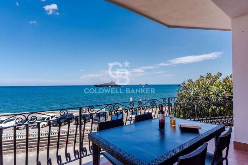 Apartamento em Giardini-Naxos