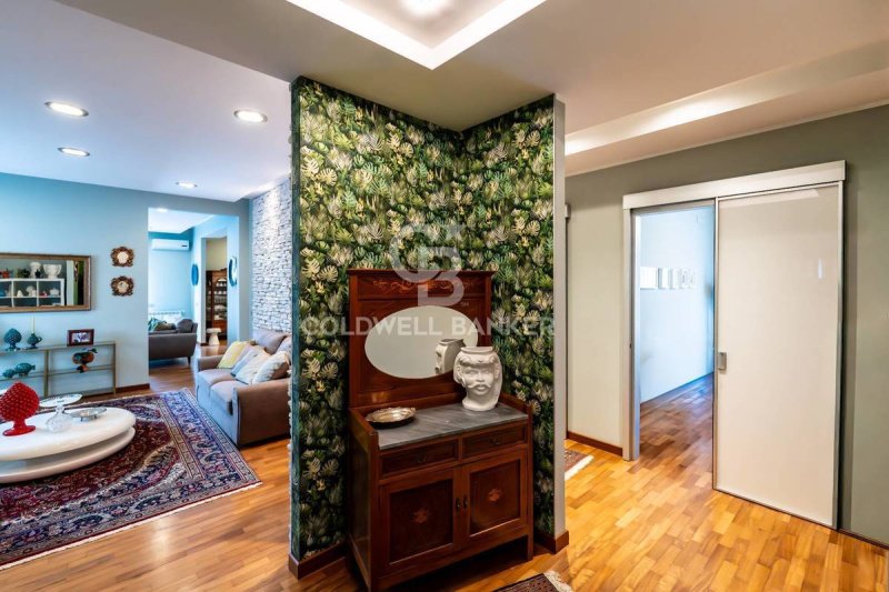 Apartamento em Giarre