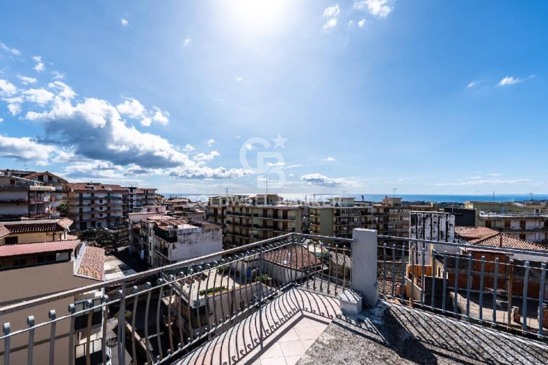 Detached house in Acireale