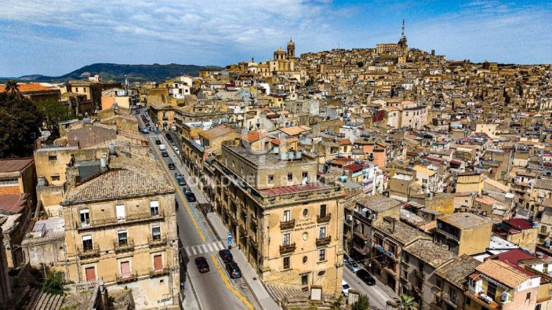 Palácio em Caltagirone