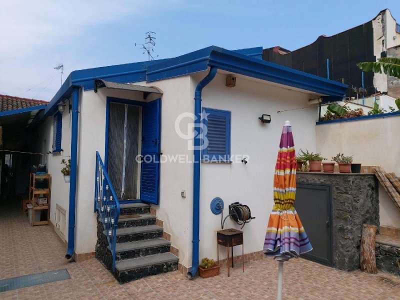 Einfamilienhaus in Acireale