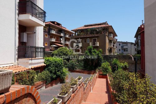 Apartamento en Aci Castello