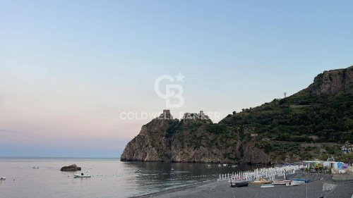Lägenhet i Sant'Alessio Siculo