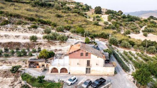 Explotación agrícola en Caltagirone