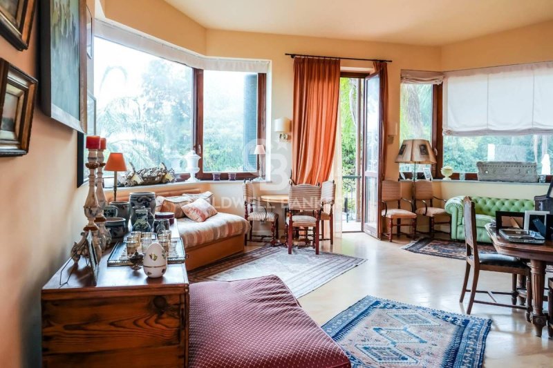 Villa in Aci Castello