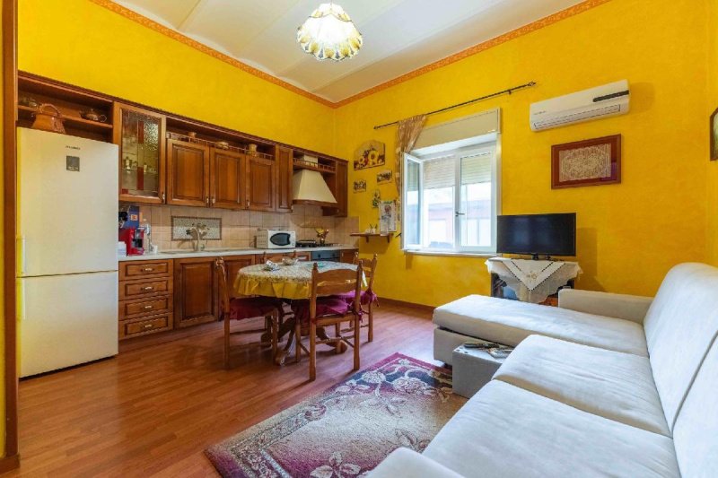 Wohnung in Lascari