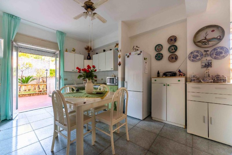 Appartement in Pollina