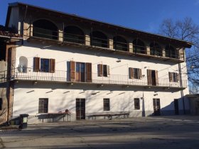 Farmhouse in Verolengo