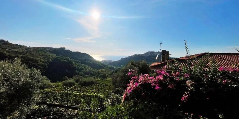 Moradia em Belvedere Marittimo