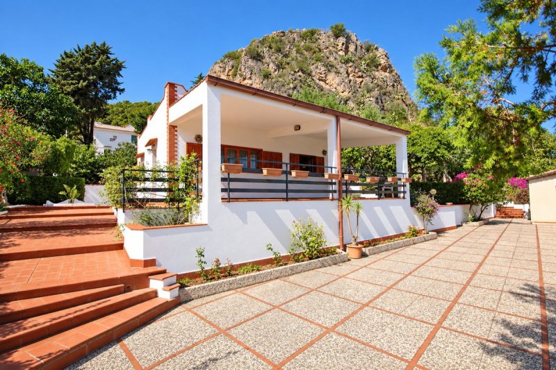 Villa en Altavilla Milicia