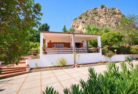 Villa en Altavilla Milicia