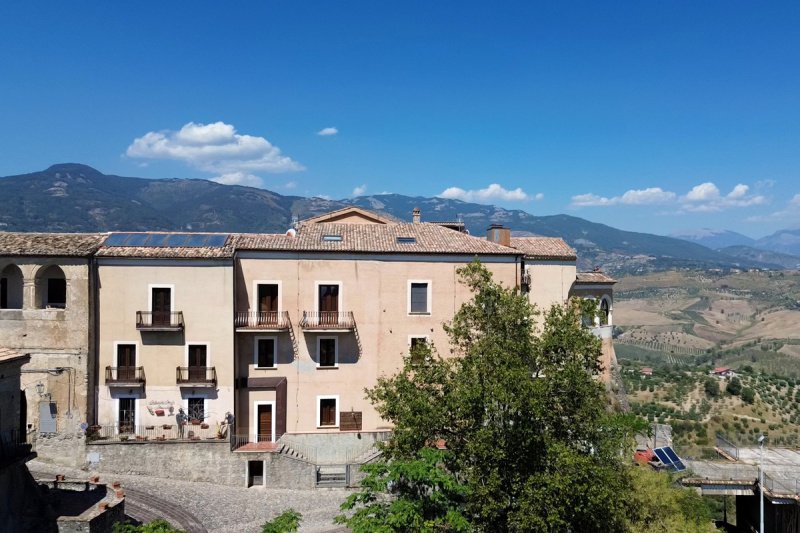 Castello a Altomonte