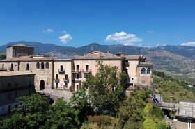 Castello a Altomonte