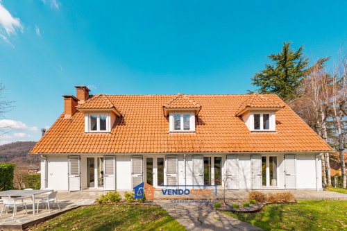 Villa in Peveragno
