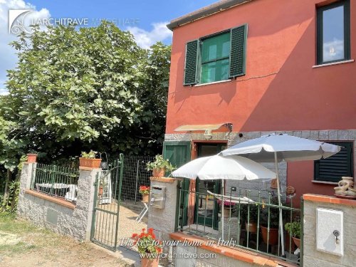 Особняк из двух квартир в Casciana Terme Lari