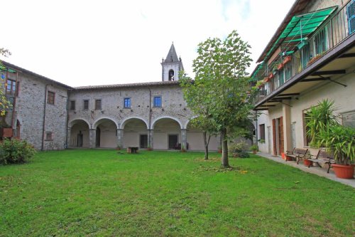 Casa semi indipendente a Villafranca in Lunigiana