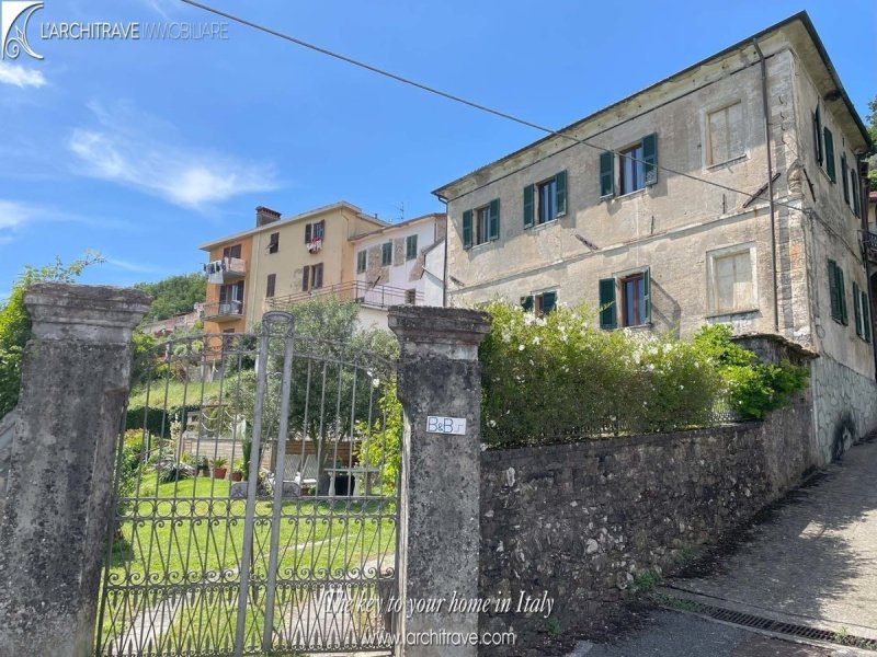 Casa em Licciana Nardi