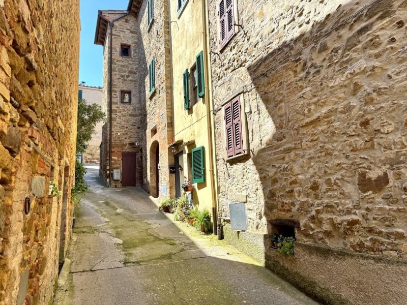 基安尼半独立房屋