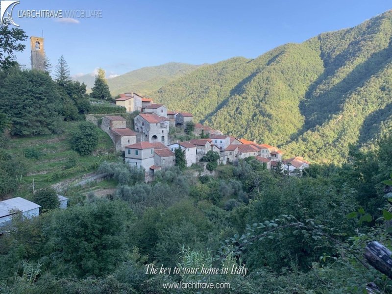 Casa a Licciana Nardi