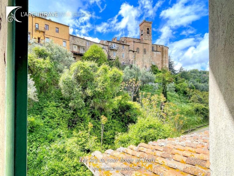 Semi-detached house in Chianni