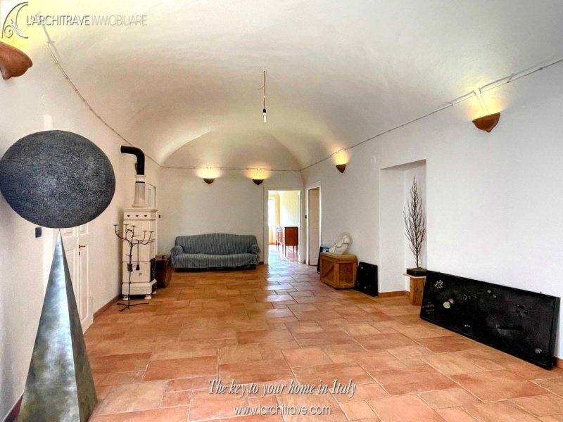 Semi-detached house in Pontremoli