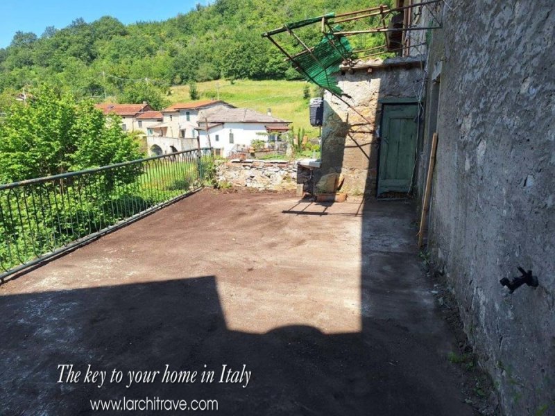 科马诺半独立房屋