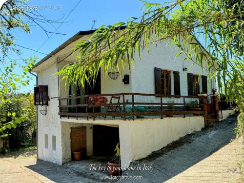 House in Licciana Nardi