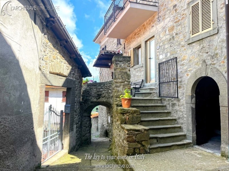 Parhus i Casola in Lunigiana