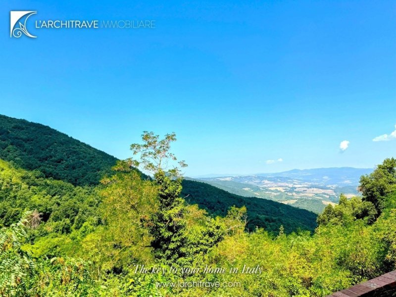 Semi-detached house in Montecatini Val di Cecina