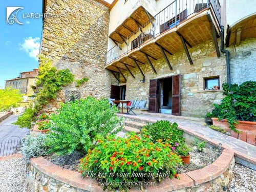 Casa semi indipendente a Montecatini Val di Cecina