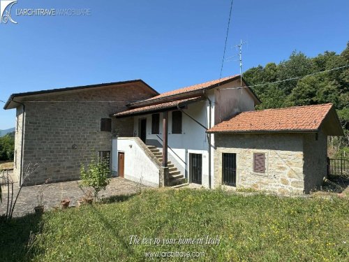 House in Pontremoli