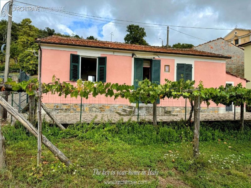 House in Fivizzano