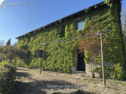 Half-vrijstaande woning in Villafranca in Lunigiana