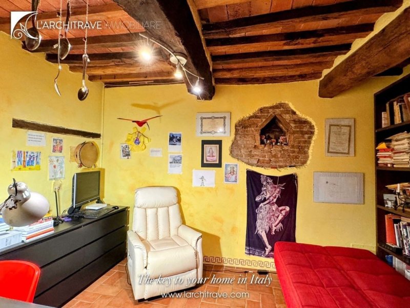 Semi-detached house in Terricciola