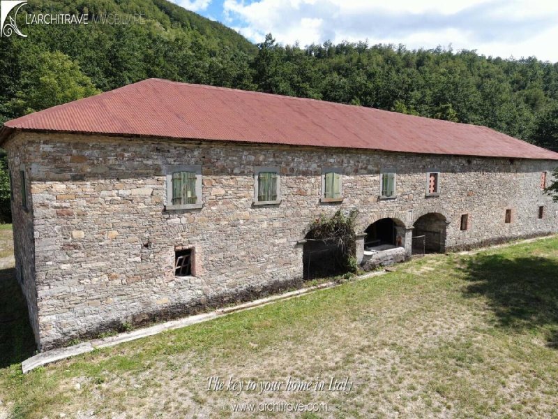 Дом в Монкьо-делле-Корти