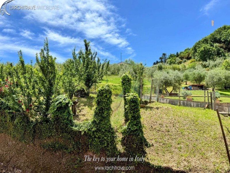 Casa semi-independiente en Chianni