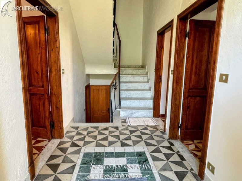 Semi-detached house in Fivizzano