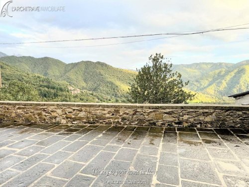 Parhus i Licciana Nardi