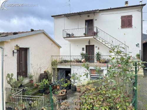 奥拉半独立房屋