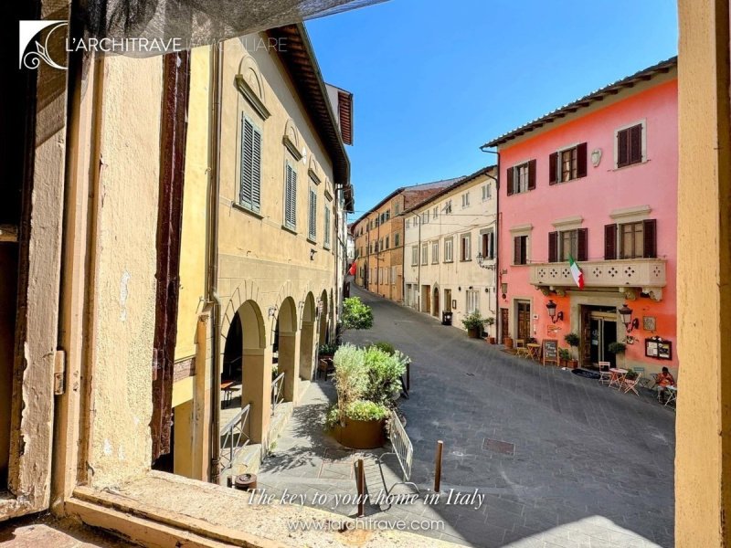 Half-vrijstaande woning in Montopoli in Val d'Arno